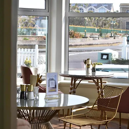 Guest By The Club Hotel Penzance